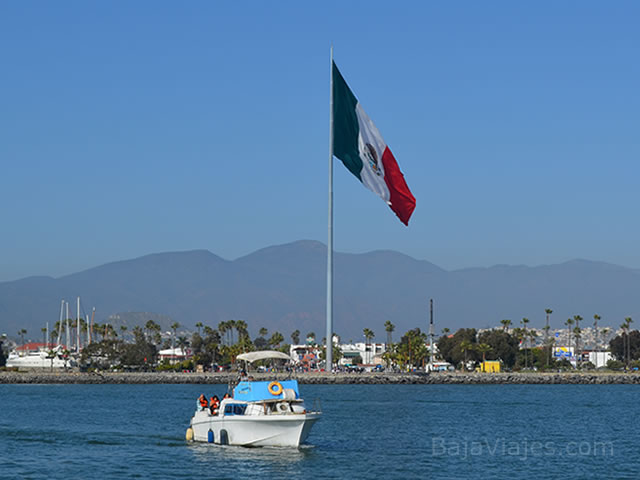 Paseo en Barco en la Bahía de Ensenada, Baja California.