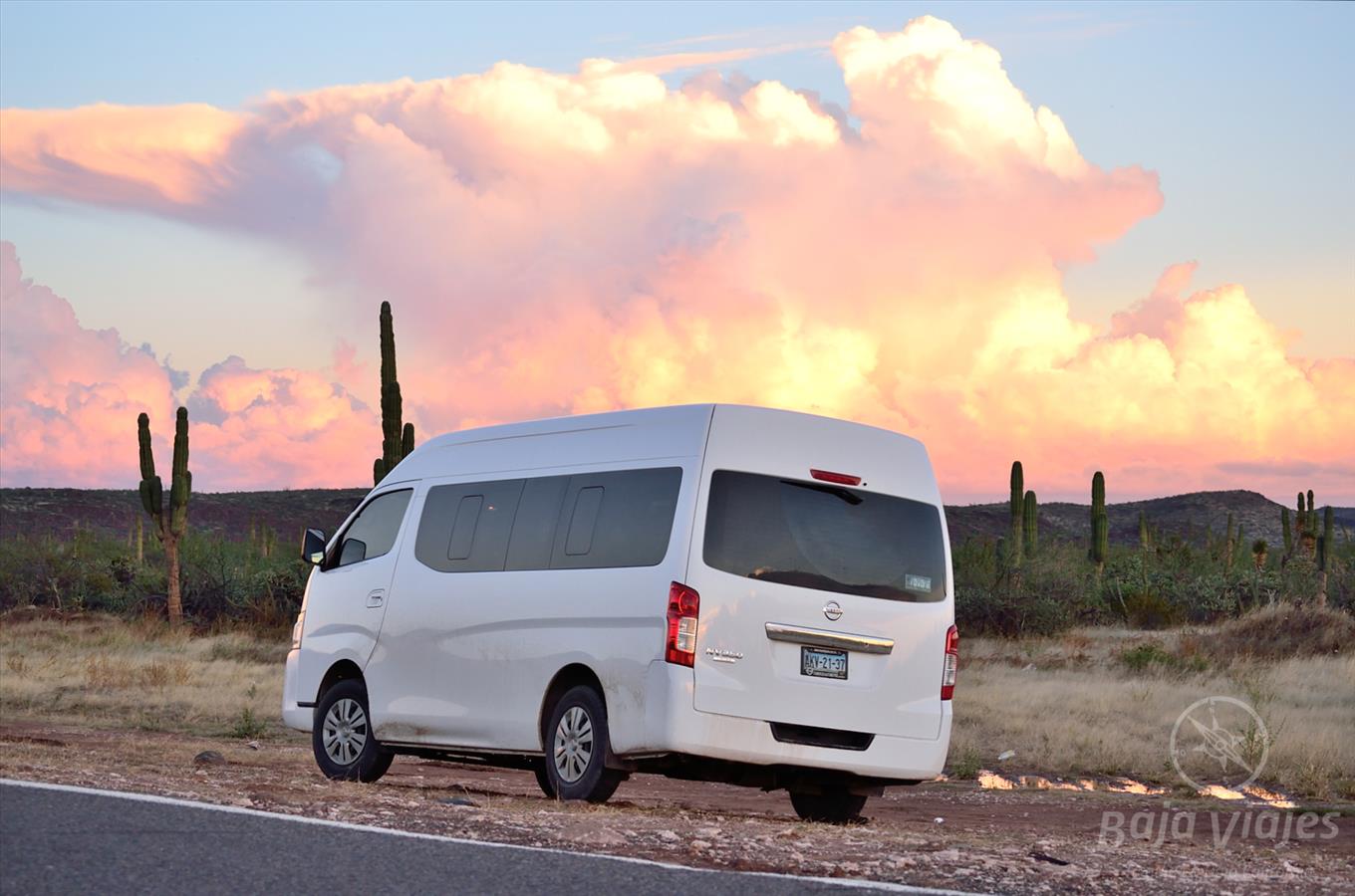 Transporte Van en La Reserva Biosfera del Vizcaino, Baja California Sur
