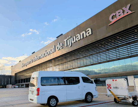 Transporte Privado desde y hacia el Aeropuerto de Tijuana